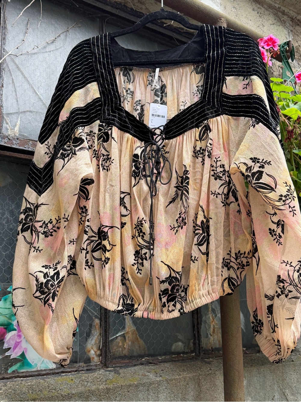 Free People NWT Sheer Metallic Floral Lace Up Blouse Ivory Black Size L - Picture 3 of 9